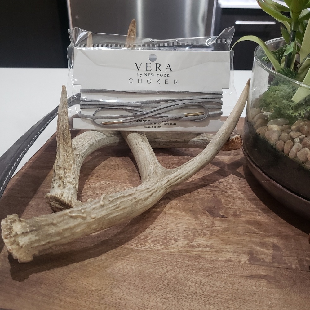 Grey wrap choker